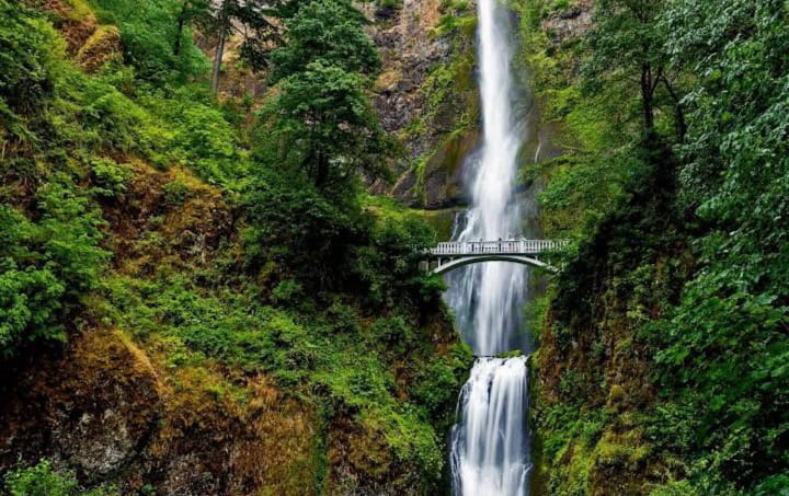 Multnomah Falls
